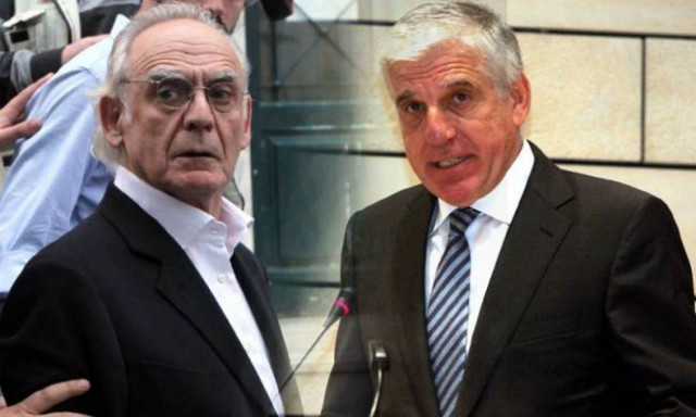 Ο Γιάννος έδωσε τον Άκη σοσια... ληστικά