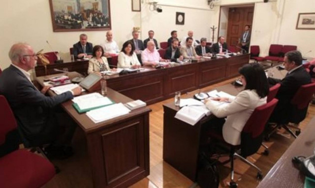 Αυτοί είναι οι πρώτοι μάρτυρες στην Εξεταστική για τα Μνημόνια