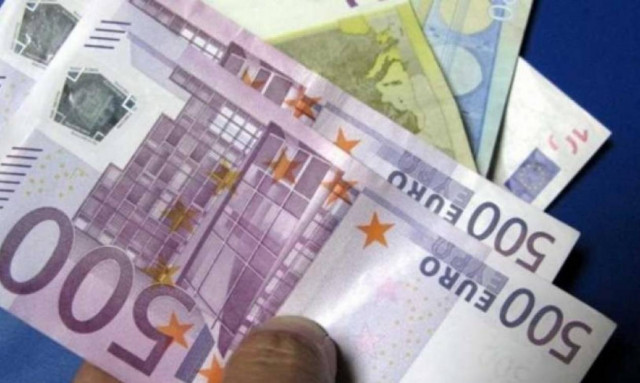 Κομισιόν: Υπό εξέταση συμβιβασμοί στους φόρους επί χρηματοοικονομικών συναλλαγών