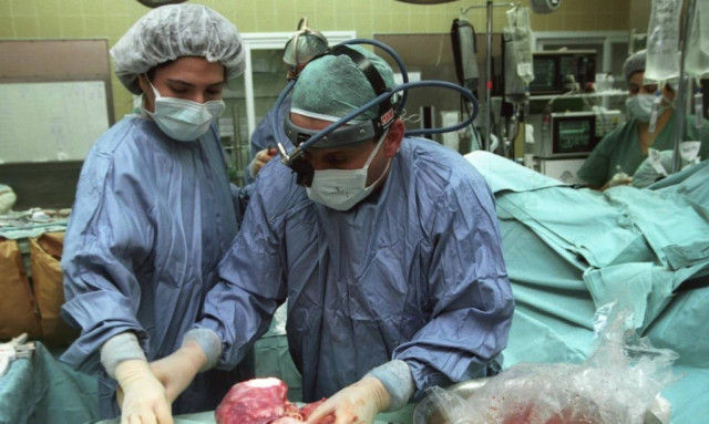 Στοιχεία - σοκ για το εμπόριο οργάνων: Μέχρι 1,2 δισ. δολάρια τα κέρδη ετησίως