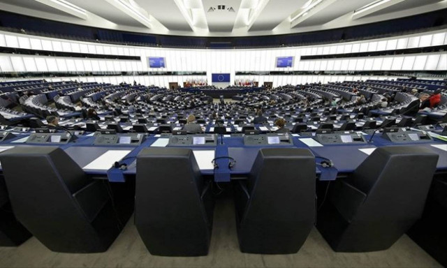 Σκόπια: Μαραθώνιες συναντήσεις στο Στρασβούργο για την κρίση στη χώρα