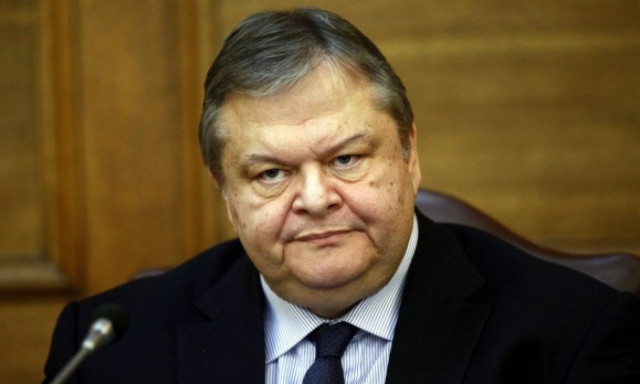 Βενιζέλος: Ο κ. Τσίπρας δεν έχει το δικαίωμα να θυσιάσει τη χώρα