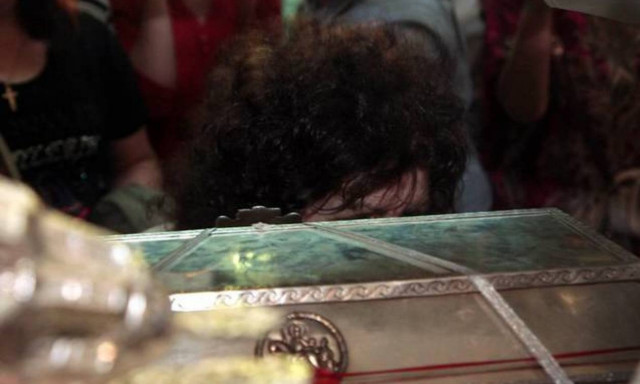 Εντυπωσιασμένος από την πίστη των Ελλήνων δηλώνει ο ρωμαιοκαθολικός διάκονος