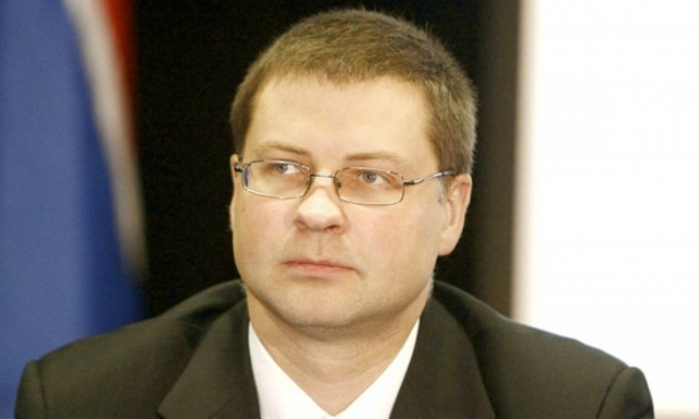 Ντομπρόβσκις: Δεν εξετάζεται παράταση του ελληνικού προγράμματος