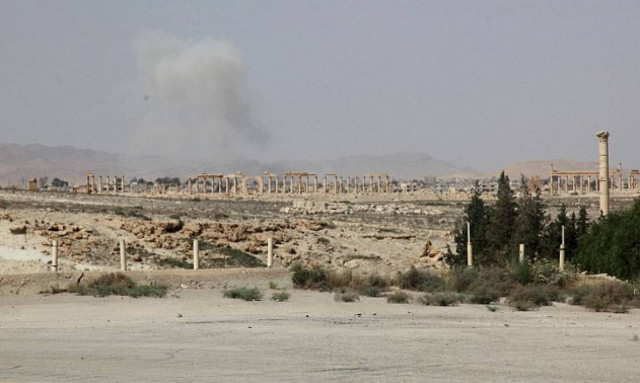 Το Ισλαμικό Κράτος ελέγχει πλέον τη μισή Συρία και τα σύνορα με το Ιράκ