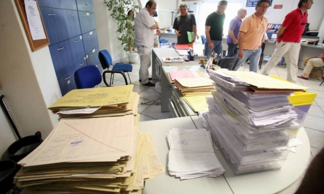 Σε αναζήτηση ρευστού τα Ταμεία