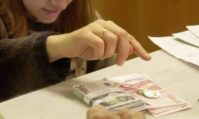 Οικογενειακά επιδόματα: Πώς θα κάνετε την αίτηση χορήγησης