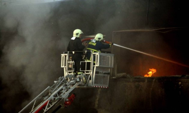 Τραγωδία στο Ίλιον: Νεκρό άτομο από φωτιά σε διαμέρισμα
