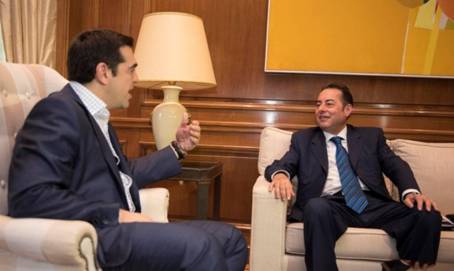 Τον Τζιάνι Πιτέλα υποδέχθηκε στο Μαξίμου ο Τσίπρας