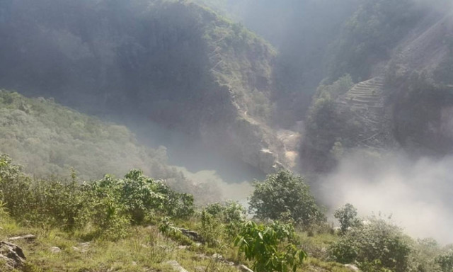 Νεπάλ: Εκκενώθηκαν χωριά από το φόβο πλημμύρας