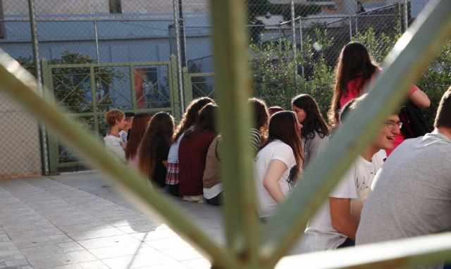 Πανελλήνιες 2015: Οι απαντήσεις στα Μαθηματικά και τα Αρχαία Ελληνικά