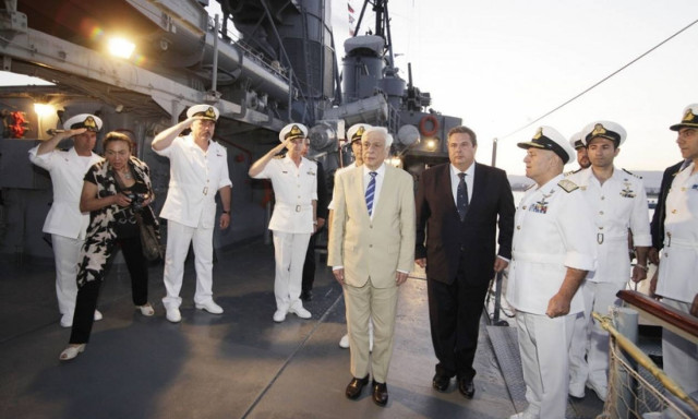 Παρουσία του ΠτΔ και του υπουργού Άμυνας η εκδήλωση της επετείου του Κινήματος του Ναυτικού (pics)