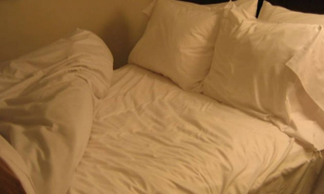 Σοκ: Έφηβος εκβίασε τη μητέρα του για να κάνει σεξ μαζί της