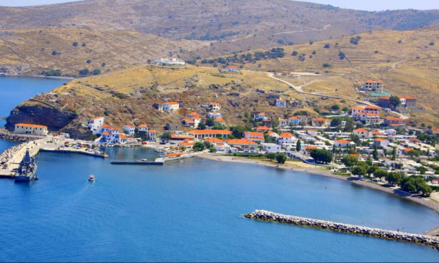 Άη Στράτης: Κραυγή αγωνίας από τους κατοίκους για τον ακτοπλοϊκό αποκλεισμό