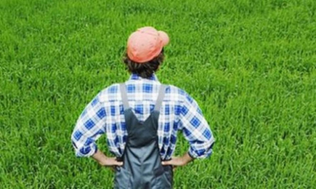 Θέλετε μισθό 3.000 ευρώ τον μήνα; Γίνετε αγρότης στην Ελβετία!