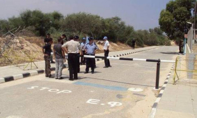 Κίπρις: Ανοίγει το οδόφραγμα Δερύνειας