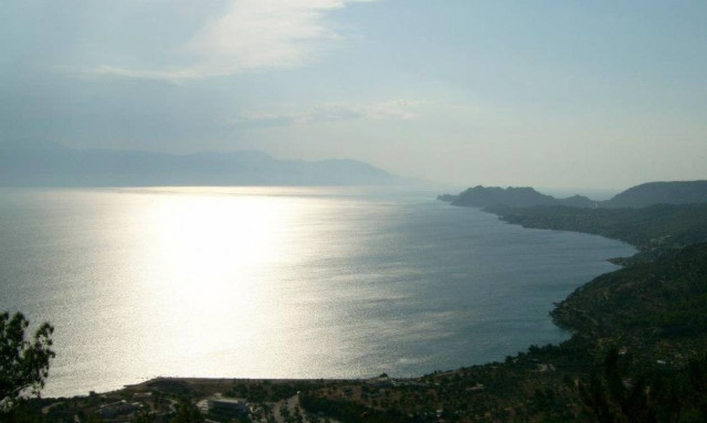 Βουτιά στην Ψάθα για τη μαγευτική της θάλασσα (photos)