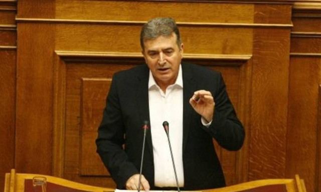 Χρυσοχοΐδης: Διαψεύδει τα περί προσχώρησης στη ΝΔ