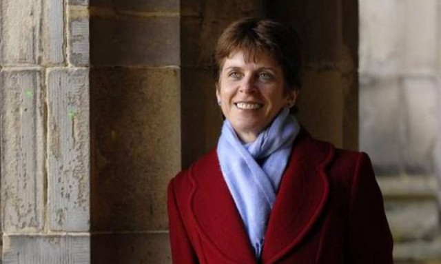 Γυναίκα «γκρεμίζει» το κατεστημένο στο Πανεπιστήμιο της Οξφόρδης έπειτα από 8 αιώνες!