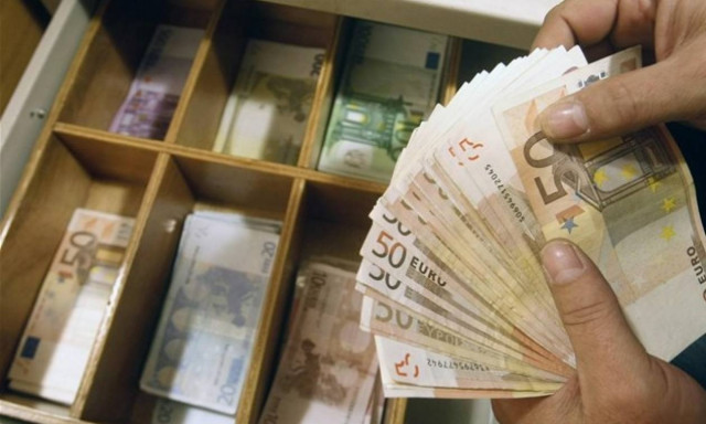 Κινδυνολογία από Bloomberg: Ο χρόνος μετράει αντίστροφα για την Ελλάδα