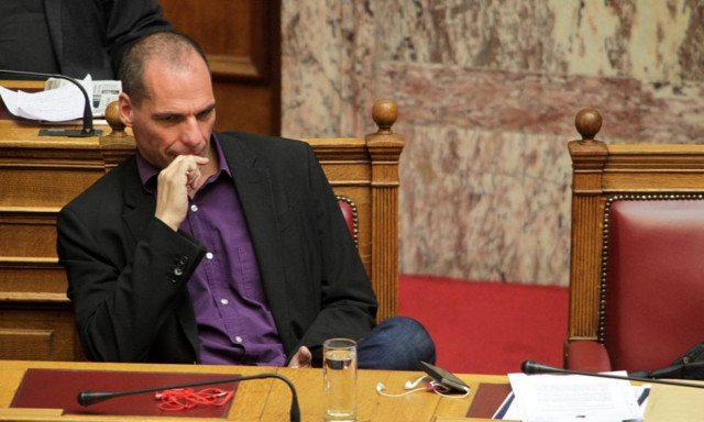 Βαρουφάκης: Οι θεσμοί δεν ενδιαφέρονται για τους ανθρώπους