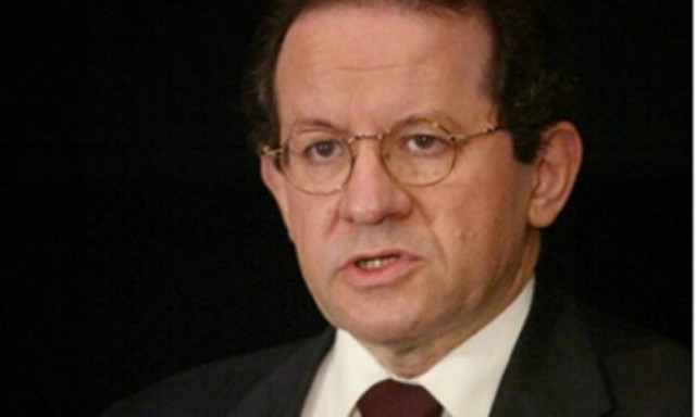 Κονστάνσιο (EKT): Η Ελλάδα δεν θα φύγει από το ευρώ