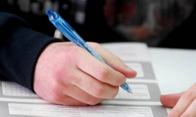 Πανελλήνιες 2015: Tο πιο δύσκολο θέμα στην ιστορία των εξετάσεων (photo)