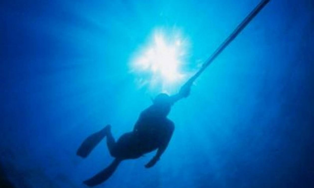 Κρήτη: Με το πρώτο φως της ημέρας θα συνεχιστούν οι έρευνες για τον ψαροντουφεκά