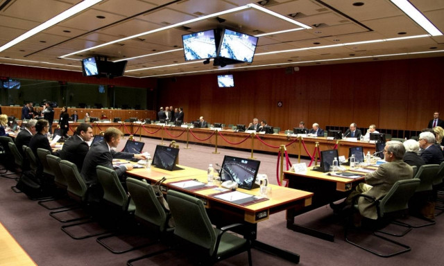 WSJ: Οι συζητήσεις Ελλάδας- πιστωτών θα προχωρήσουν με μια μεγάλη διαπραγμάτευση