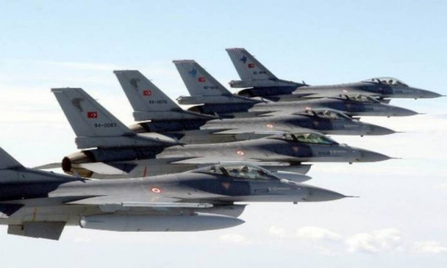 Νέες παραβιάσεις στο Αιγαίο από τουρκικά μαχητικά