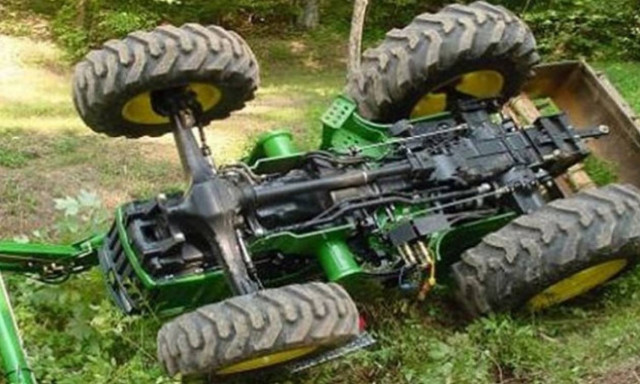 Εύβοια: Νεκρός 54χρονος που καταπλακώθηκε από τρακτέρ