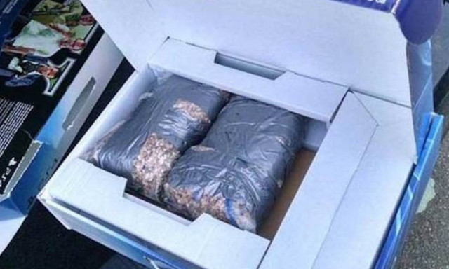 Ηλεία: Παρήγγειλε κινητό από το ίντερνετ και δείτε τι παρέλαβε...