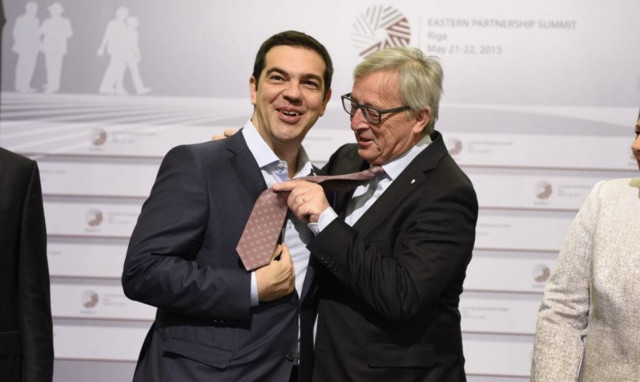 Στις Βρυξέλλες ο Τσίπρας – Ενημερώνει τον Γιούνκερ για την ελληνική πρόταση
