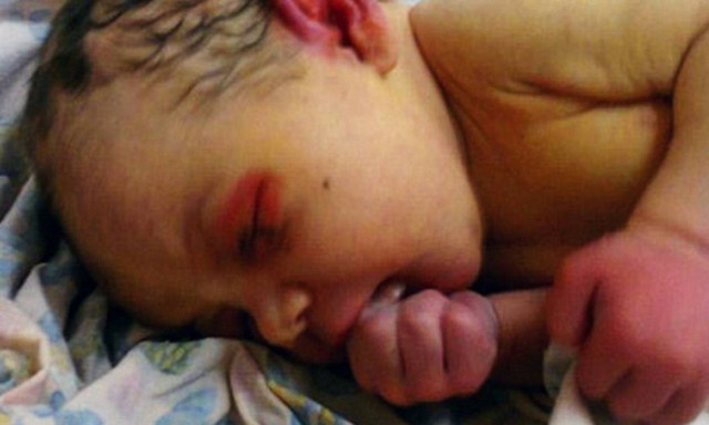 Ρωσία: Εγκατέλειψαν νεογέννητο στο δάσος