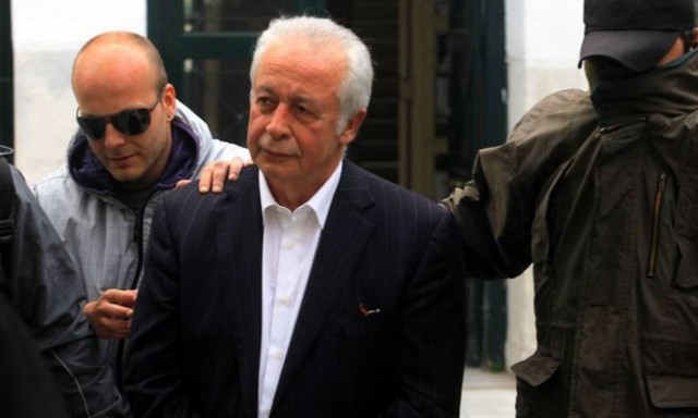 «Χρυσές μίζες» - Πληρώνουν τις εγγυήσεις και βγαίνουν έξω