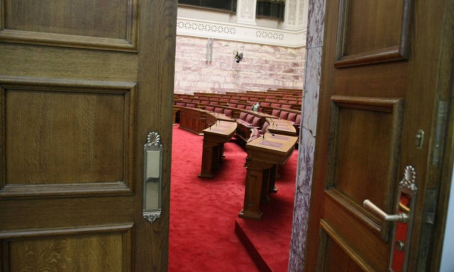 ΣΥΡΙΖΑ: Σύγκληση της ΚΟ την Πέμπτη για το κείμενο της συμφωνίας