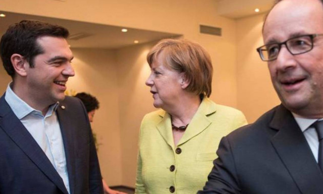 Τηλεφωνικές επαφές Τσίπρα με Μέρκελ και Ολάντ: Συμφώνησαν για χαμηλά πρωτογενή πλεονάσματα