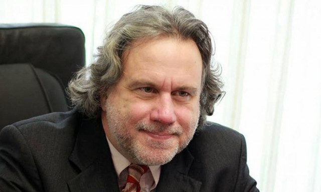 Εγκύκλιος Κατρούγκαλου για την επαναφορά απολυμένων και διαθέσιμων υπαλλήλων