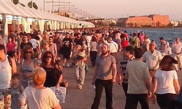 Θεσσαλονίκη: Αρχίζει το 34ο Φεστιβάλ Βιβλίου στην παραλία του Λευκού Πύργου