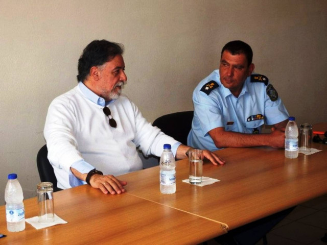 Λέσβος: Για τα προβλήματα με τους μετανάστες ενημερώθηκε ο Γιάννης Πανούσης (photos)