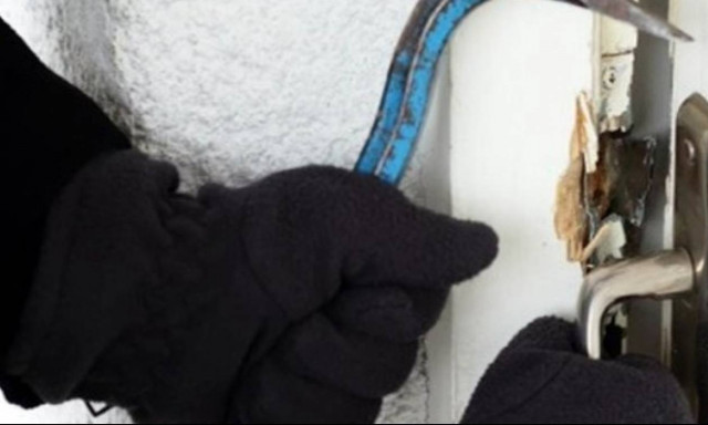 Ρόδος: Στα χέρια της αστυνομίας δύο νεαροί διαρρήκτες