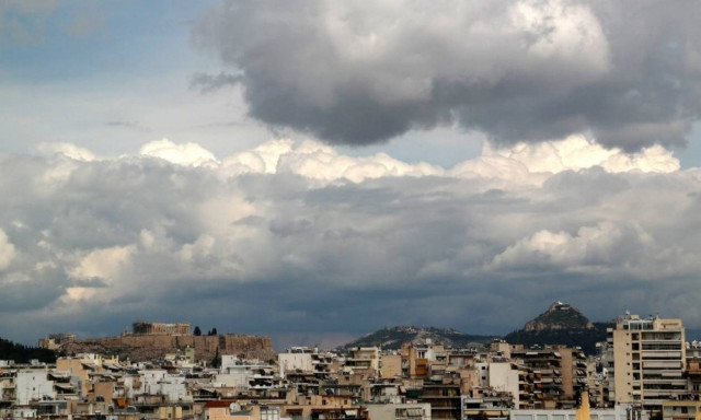 Καιρός: Βροχές και καταιγίδες σε όλη τη χώρα το Σαββατοκύριακο
