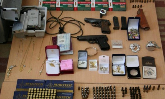 Ρόδος: 57χρονος συνελήφθη για κατοχή όπλων