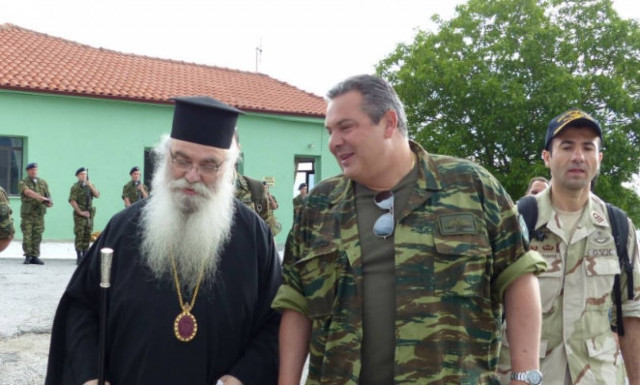 Στα ελληνοαλβανικά σύνορα ο Πάνος Καμμένος (pics+video)