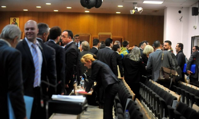 Συνεχίζεται σήμερα Δευτέρα (08/06) η δίκη της Χρυσής Αυγής