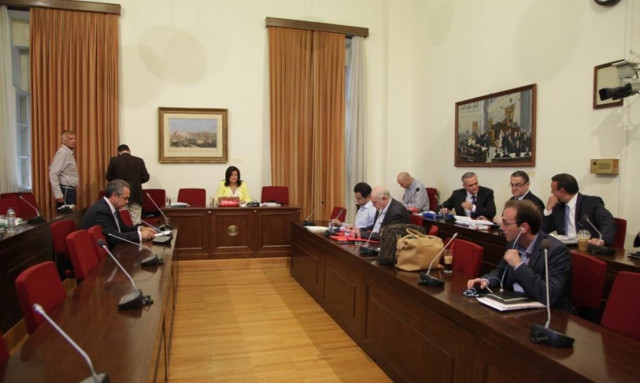 Εξεταστική για τα Μνημόνια: Μια έντιμη συμφωνία μπορεί να βγάλει τη χώρα εκτός μνημονίων