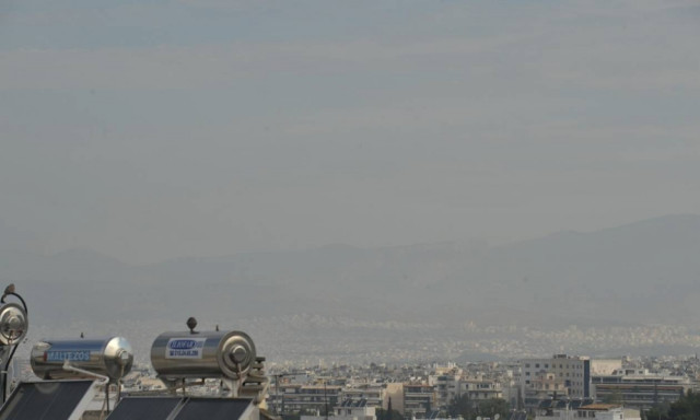 «Δεν εμπνέει ανησυχία η ατμοσφαιρική ρύπανση από τη φωτιά στον Ασπρόπυργο»