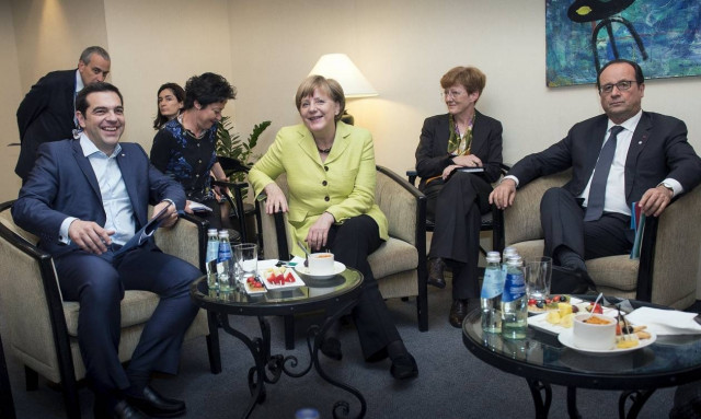 «Θρίλερ» με τη συνάντηση Τσίπρα – Μέρκελ – Ολάντ στις Βρυξέλλες