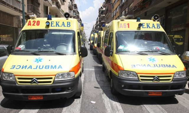 Σε επίσχεση εργασίας οι εργαζόμενοι στο ΕΚΑΒ από τις 16 Ιουνίου