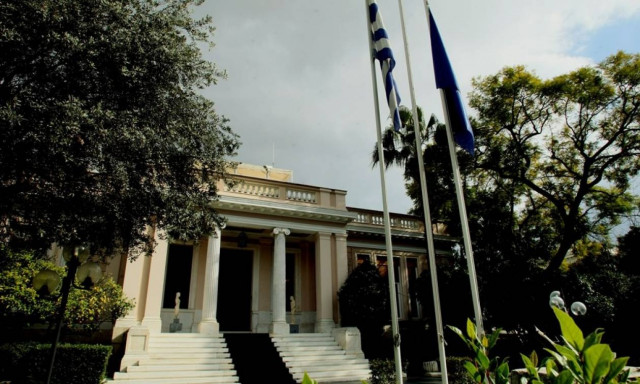 Συνάντηση Τσίπρα με τον υπουργό Άμυνας της Αιγύπτου